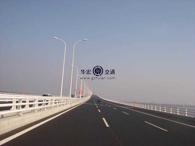 钢结构桥梁防撞栏杆