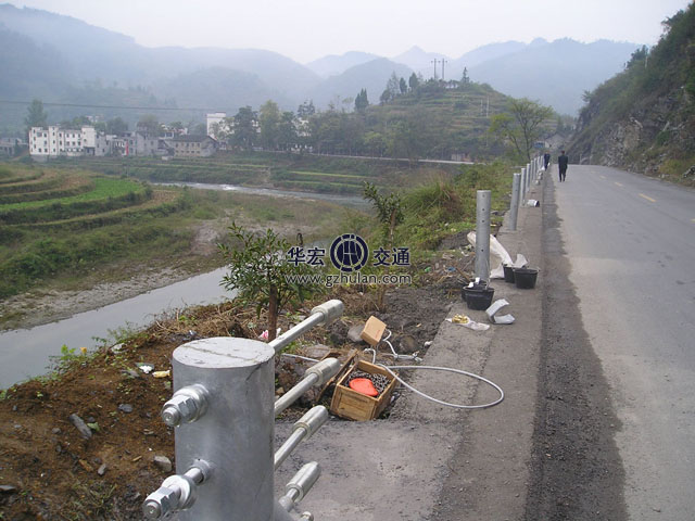 贵州缆索护栏施工