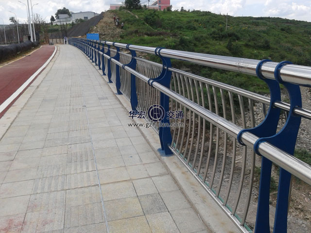 不锈钢桥梁人行道栏杆